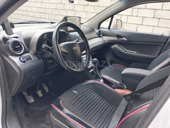 Chevrolet Orlando-8