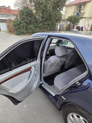 Mercedes C 220 1998, 293,755 km - 2.2 л - Sumqayıt