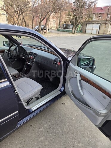 Mercedes C 220 1998, 293,755 km - 2.2 л - Sumqayıt