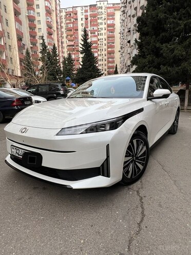 Changan Qiyuan A05 2025, 17,000 km - 1.5 l - Bakı