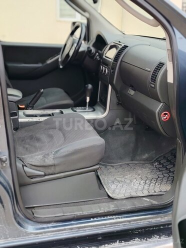 Nissan Pathfinder-7