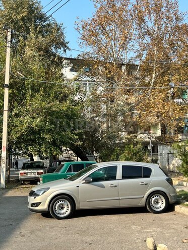 Opel Astra-3