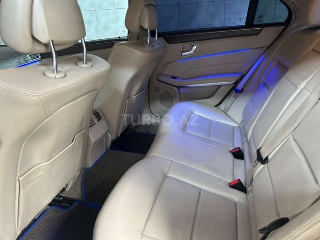 Mercedes E 220 2014, 288,000 km - 2.1 l - Bakı