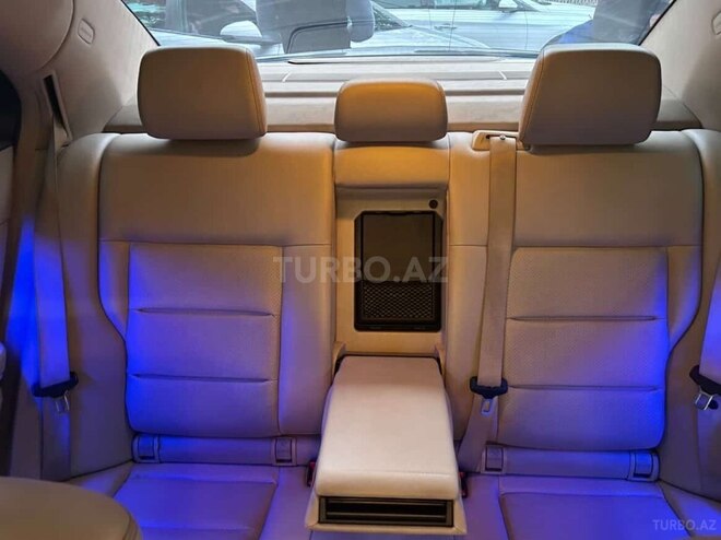 Mercedes E 220 2014, 288,000 km - 2.1 l - Bakı