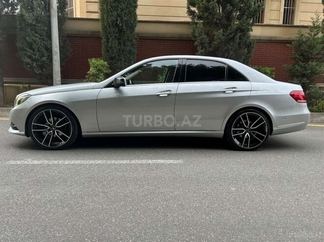 Mercedes E 220 2014, 288,000 km - 2.1 l - Bakı