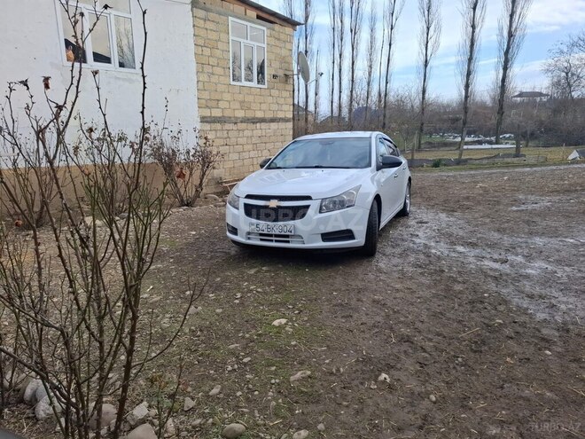 Chevrolet Cruze 2010, 250,000 km - 1.6 л - Qusar