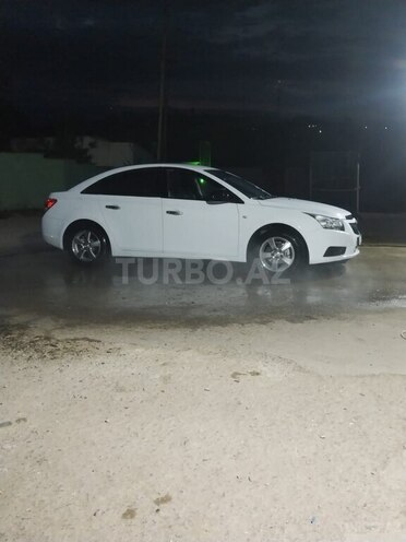 Chevrolet Cruze 2010, 250,000 km - 1.6 л - Qusar