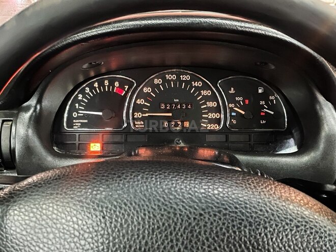 Opel Astra 1995, 327,000 km - 1.6 l - Bakı