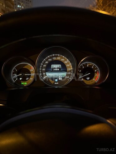 Mercedes E 200 2013, 210,500 km - 2.0 l - Bakı