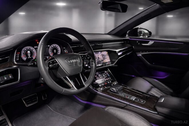 Audi A7-3