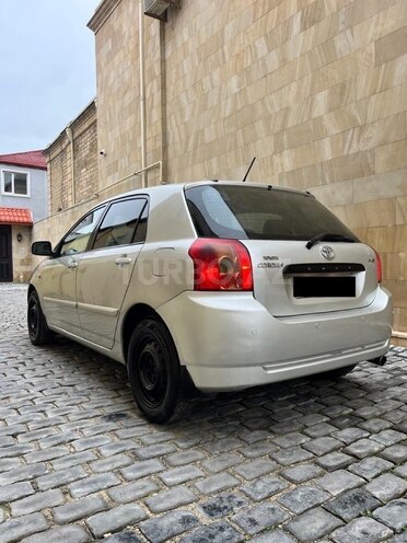 Toyota Corolla 2005, 290,000 km - 1.4 l - Bakı