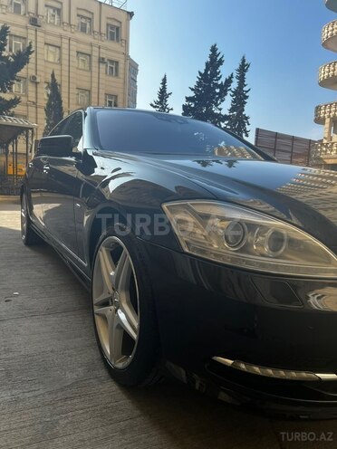 Mercedes S 500 2011, 233,500 km - 4.7 л - Bakı