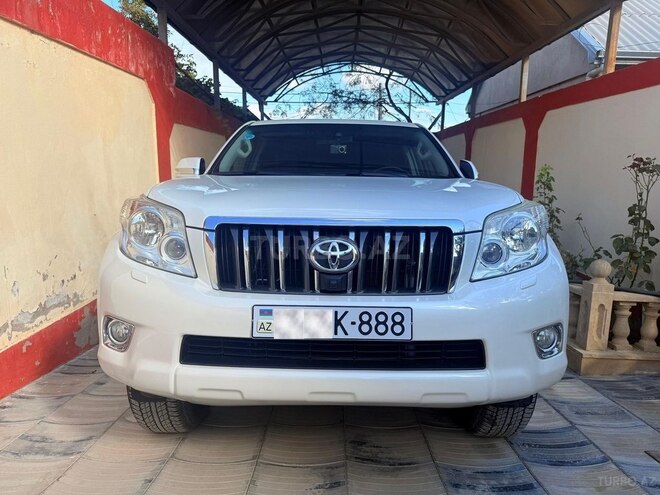 Toyota Land Cruiser Prado-5