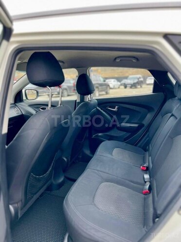 Hyundai ix35-11