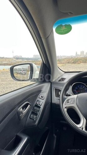 Hyundai ix35-10