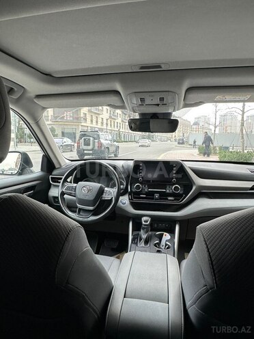Toyota Highlander 2022, 95,000 km - 2.5 l - Bakı
