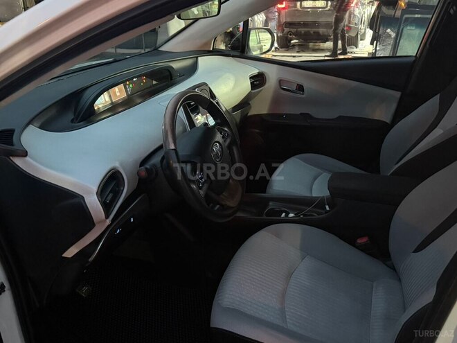Toyota Prius 2018, 167,000 km - 1.8 l - Bakı