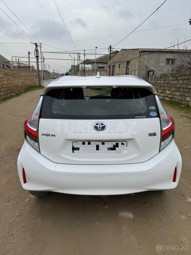 Toyota Aqua 2017, 225,442 km - 1.5 l - Bakı