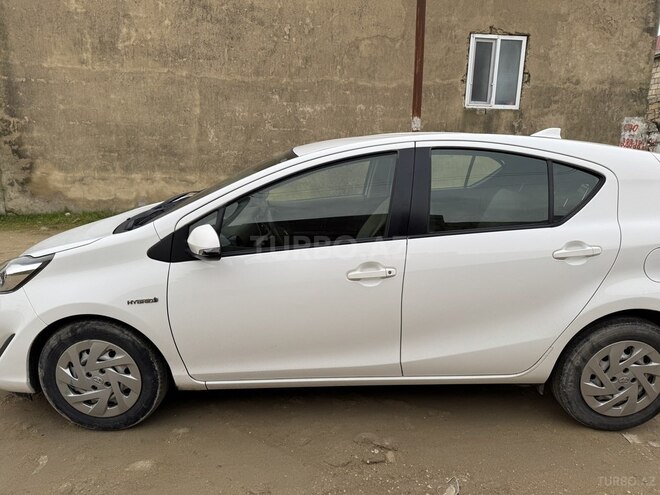 Toyota Aqua 2017, 225,442 km - 1.5 l - Bakı