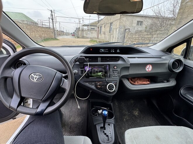 Toyota Aqua 2017, 225,442 km - 1.5 l - Bakı