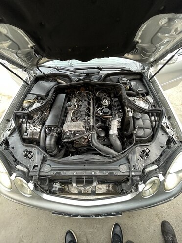Mercedes E 270 2002, 475,683 km - 2.7 l - Bakı