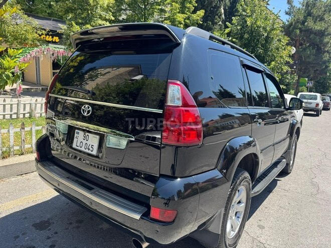Toyota Land Cruiser Prado-4
