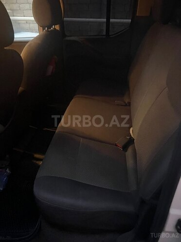 Nissan Navara 2012, 199,000 km - 2.5 l - Bakı
