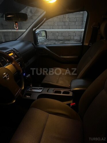 Nissan Navara 2012, 199,000 km - 2.5 l - Bakı