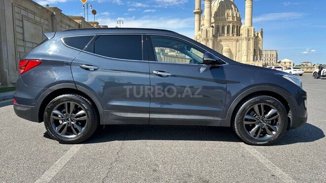 Hyundai Santa Fe 2015, 235,000 km - 2.2 l - Bakı
