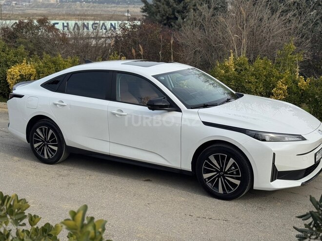 Changan Qiyuan A05 2024, 10,000 km - 1.5 л - Bakı
