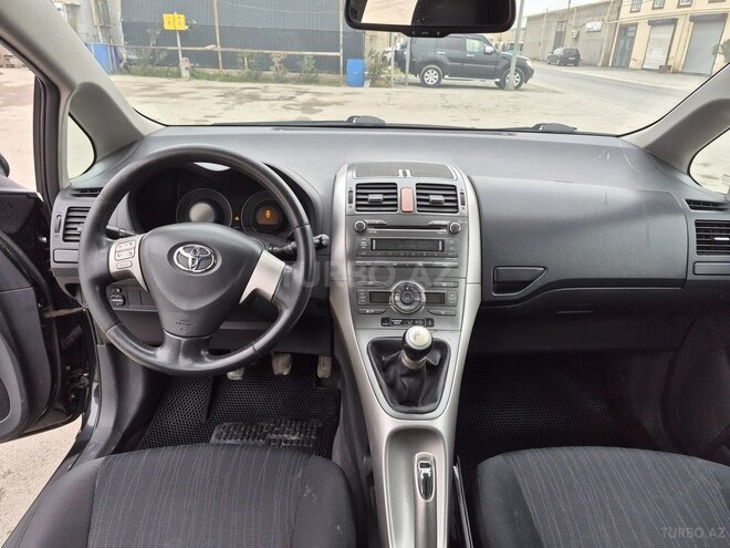 Toyota Auris 2007, 301,000 km - 1.4 l - Bakı