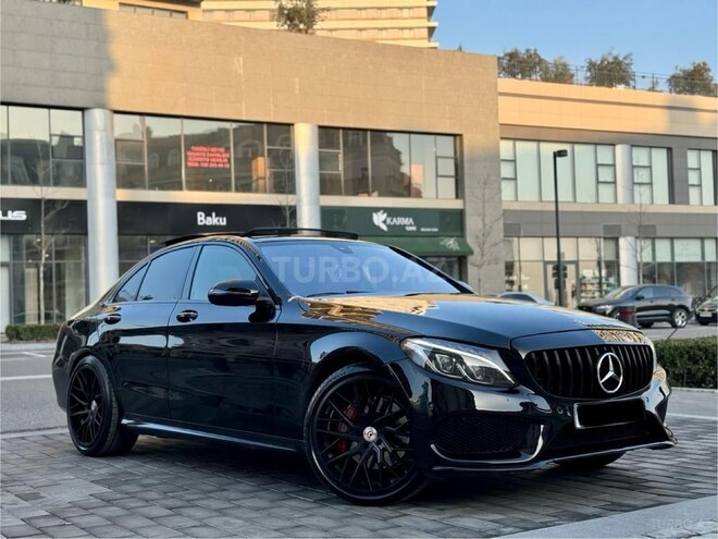 Mercedes C 300 2018, 215,436 km - 2.0 l - Bakı