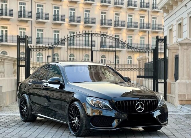 Mercedes C 300 2018, 215,436 km - 2.0 l - Bakı