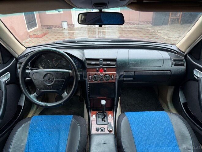Mercedes C 180 1998, 352,680 km - 1.8 l - Qazax