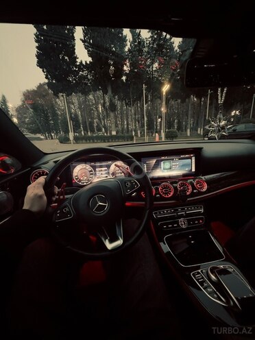 Mercedes E 300 2018, 125,000 km - 2.0 л - Masallı