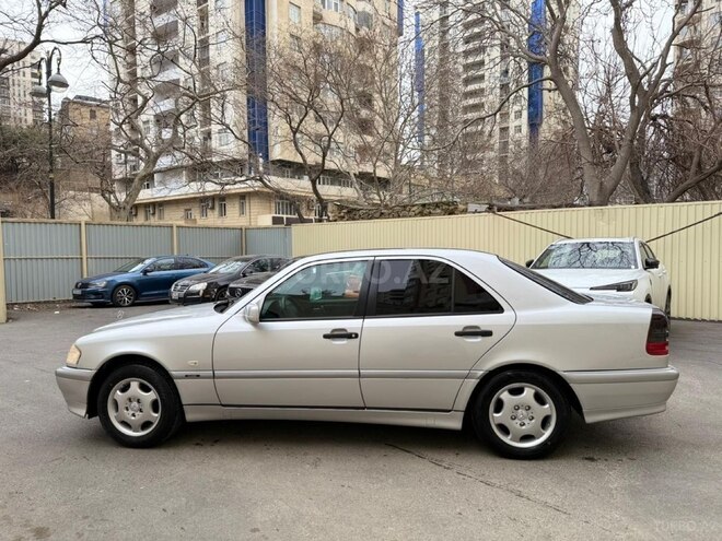 Mercedes C 220-4