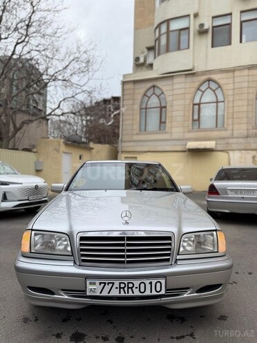Mercedes C 220-8