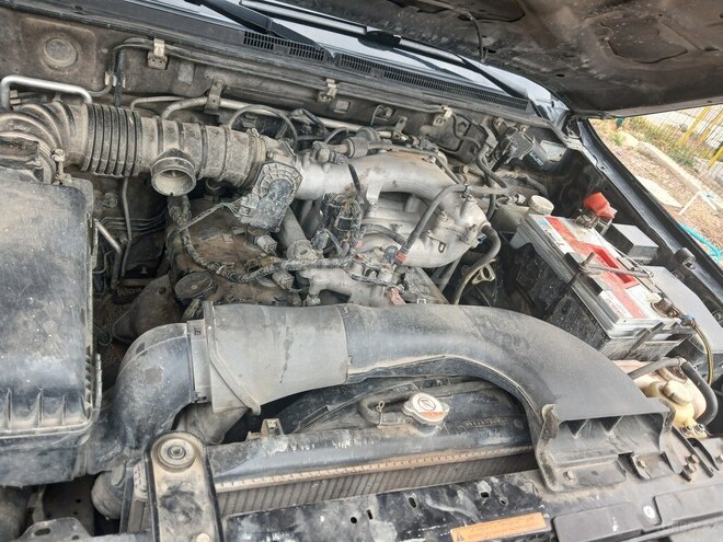 Mitsubishi Pajero 2007, 452,365 km - 3.0 l - Laçın