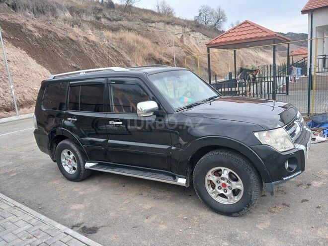 Mitsubishi Pajero 2007, 452,365 km - 3.0 l - Laçın