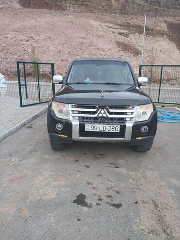 Mitsubishi Pajero 2007, 452,365 km - 3.0 l - Laçın