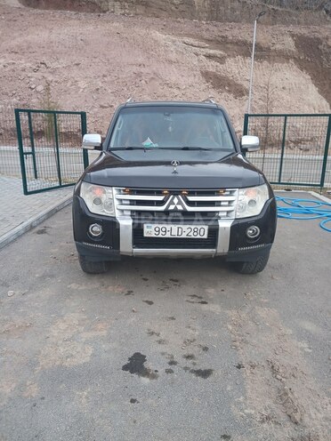 Mitsubishi Pajero 2007, 452,365 km - 3.0 l - Laçın
