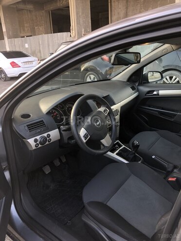 Opel Astra 2007, 246,000 km - 1.4 l - Bakı