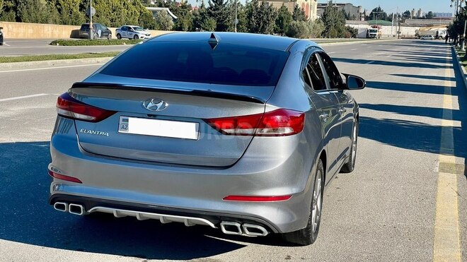 Hyundai Elantra 2017, 99,000 km - 2.0 л - Bakı