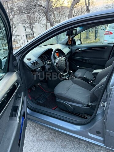 Opel Astra 2007, 210,000 km - 1.4 l - Şəki