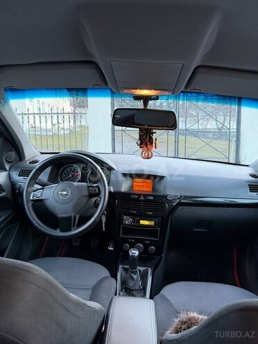 Opel Astra 2007, 210,000 km - 1.4 l - Şəki