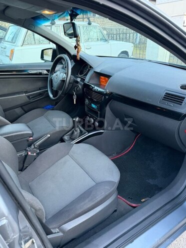 Opel Astra 2007, 210,000 km - 1.4 l - Şəki