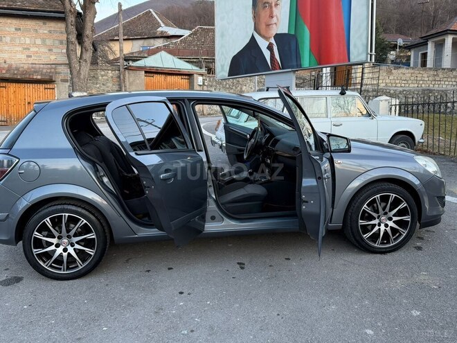 Opel Astra 2007, 210,000 km - 1.4 l - Şəki
