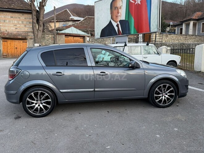 Opel Astra 2007, 210,000 km - 1.4 l - Şəki
