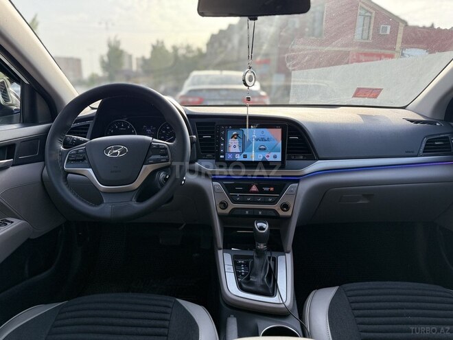 Hyundai Elantra 2016, 145,485 km - 2.0 l - Bakı
