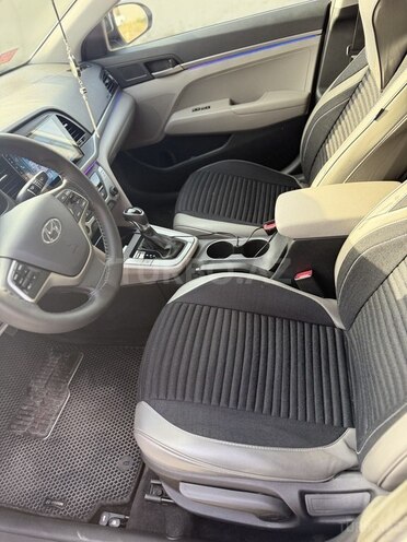 Hyundai Elantra 2016, 145,485 km - 2.0 l - Bakı